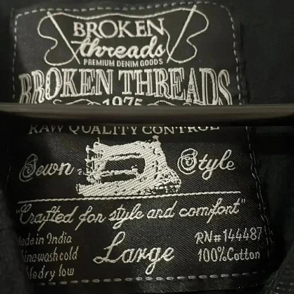 Broken Threads Top Size L  - Picture 3 of 5